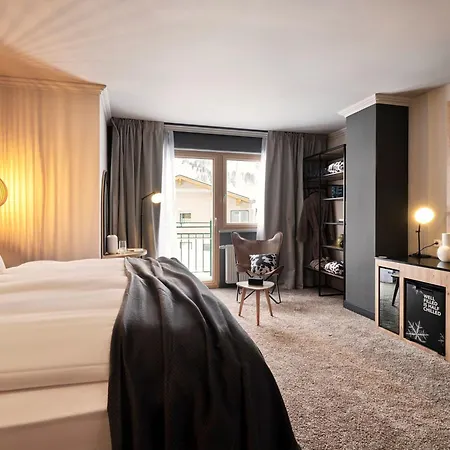 Places By Valamar فندق اوبرتاورن