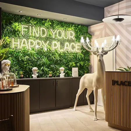 מלון Places By Valamar