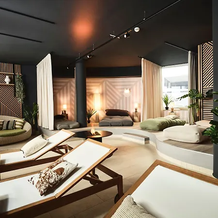 Places By Valamar 4*