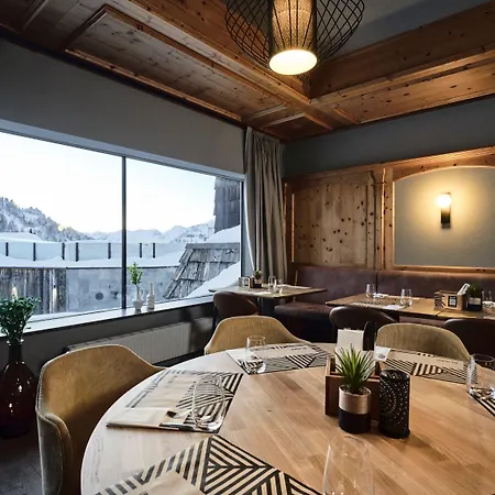 Places By Valamar 4*