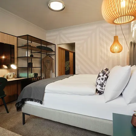 Places By Valamar
