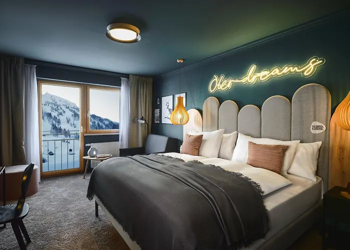 Hotel Places By Valamar 4*