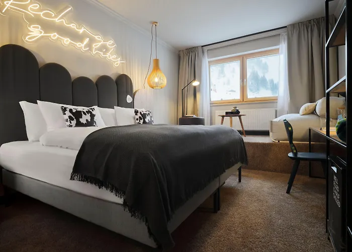 Places By Valamar فندق 4*